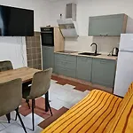 아파트 Partakova Hasicarna & *